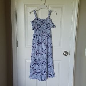 Blue flower jumper for kids